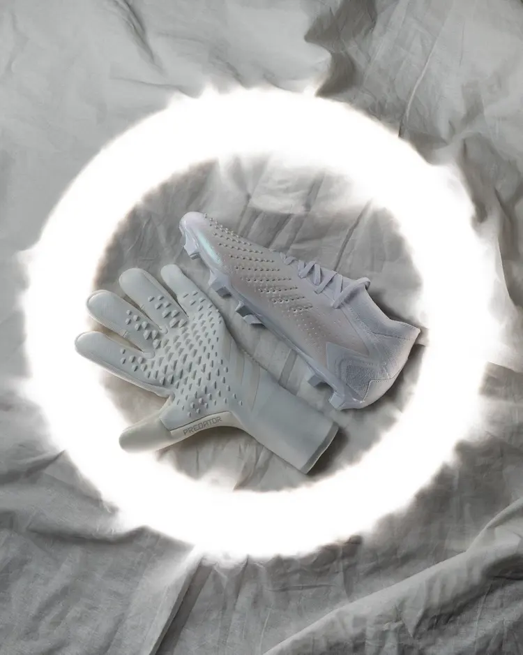 CYL adidas Pearlized pack boots and gloves