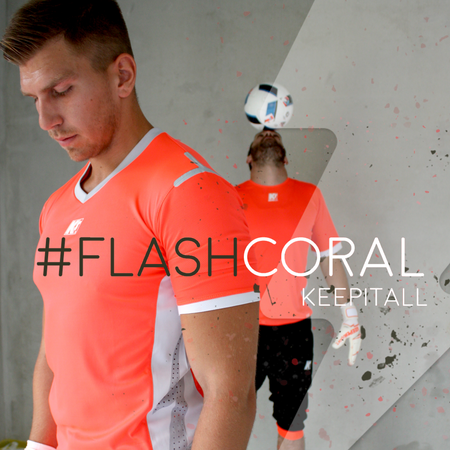 Trainings- und Matchstyle FlashCoral