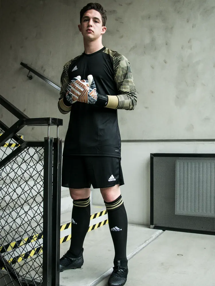 CYL_miadidas Gold
