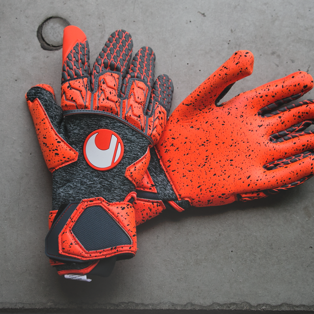 Uhlsport aerored best sale supergrip nc