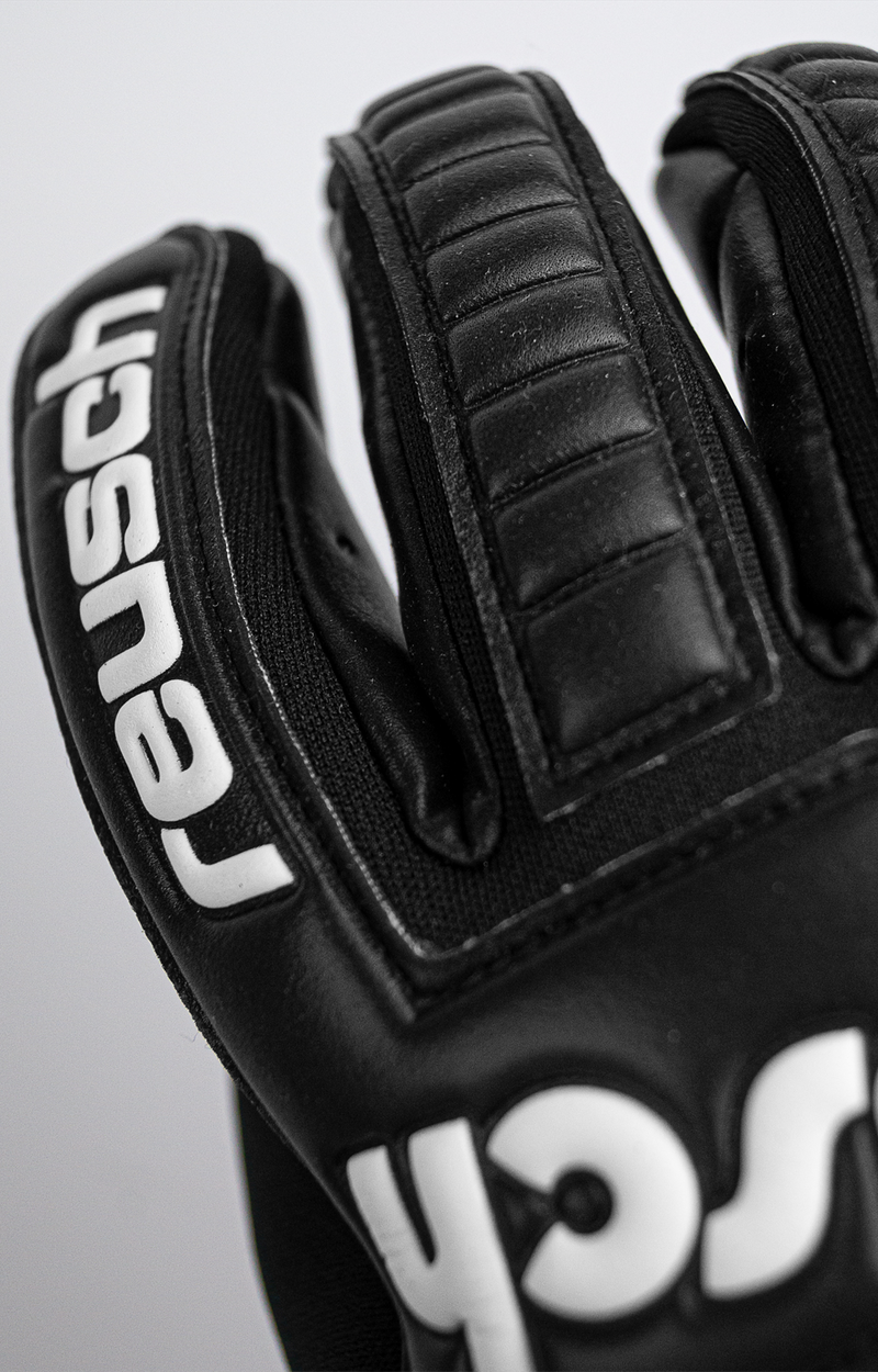 Reusch arrow gloves online