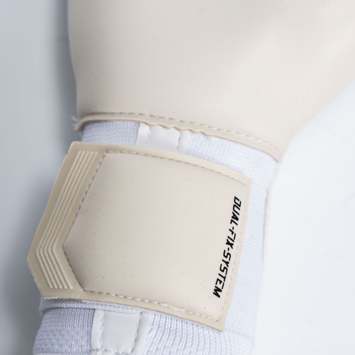 Uhlsport Cybertec Absolutgrip Skin image 7