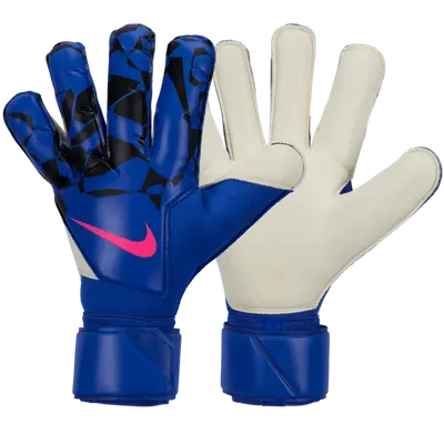 Nike Grip3 Attack Pack