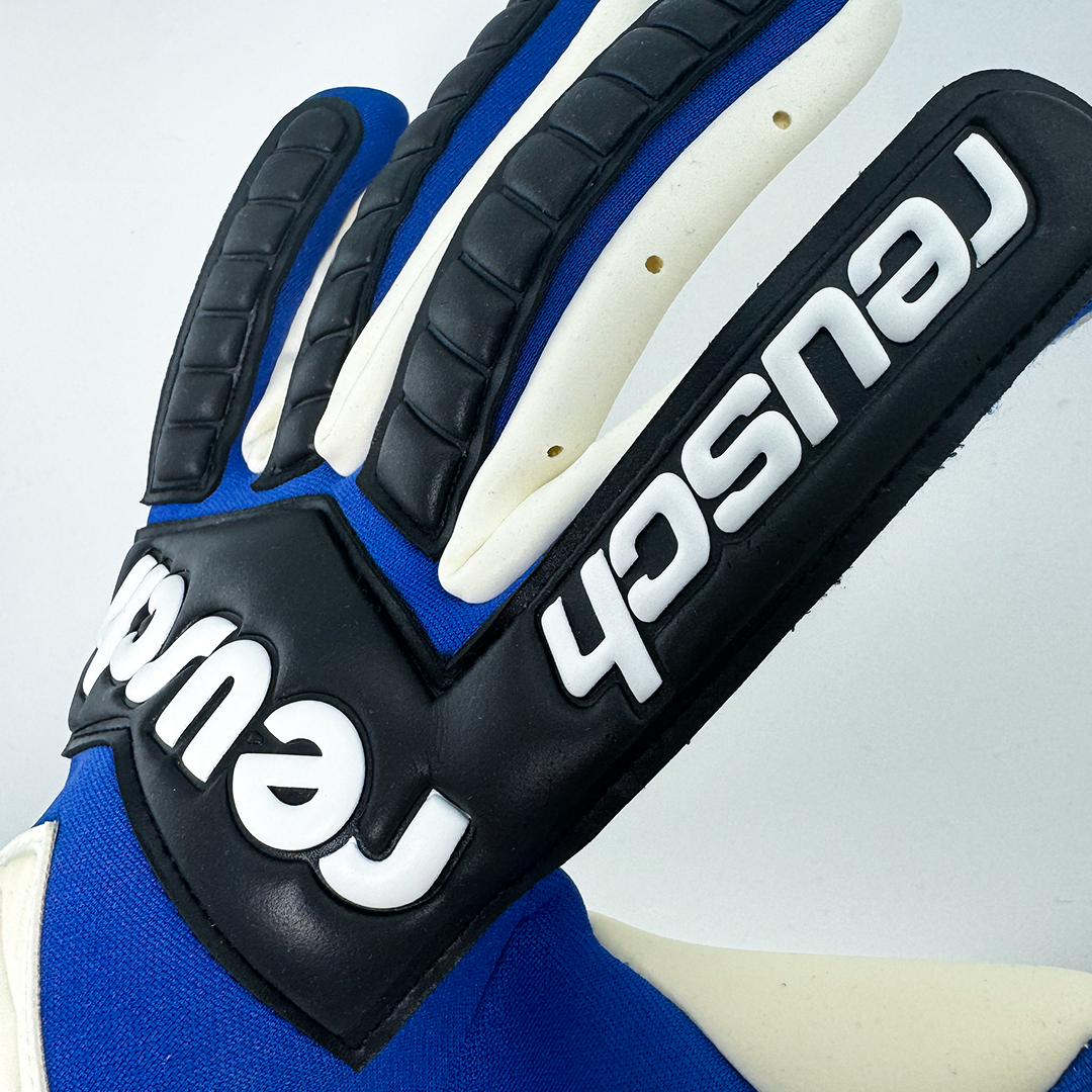 Reusch Legacy 2000 25years - Image 6