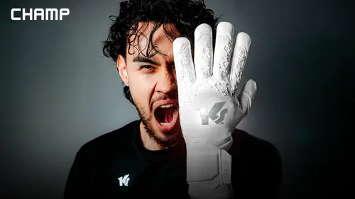 KEEPERsport Champ Whiteout – The new professional goalkeeper gloves from KEEPERsport