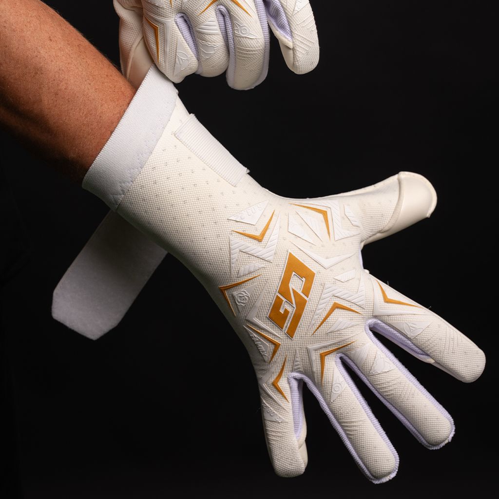 One Glove OG1 TYPE-R Gold David Raya - Image 3