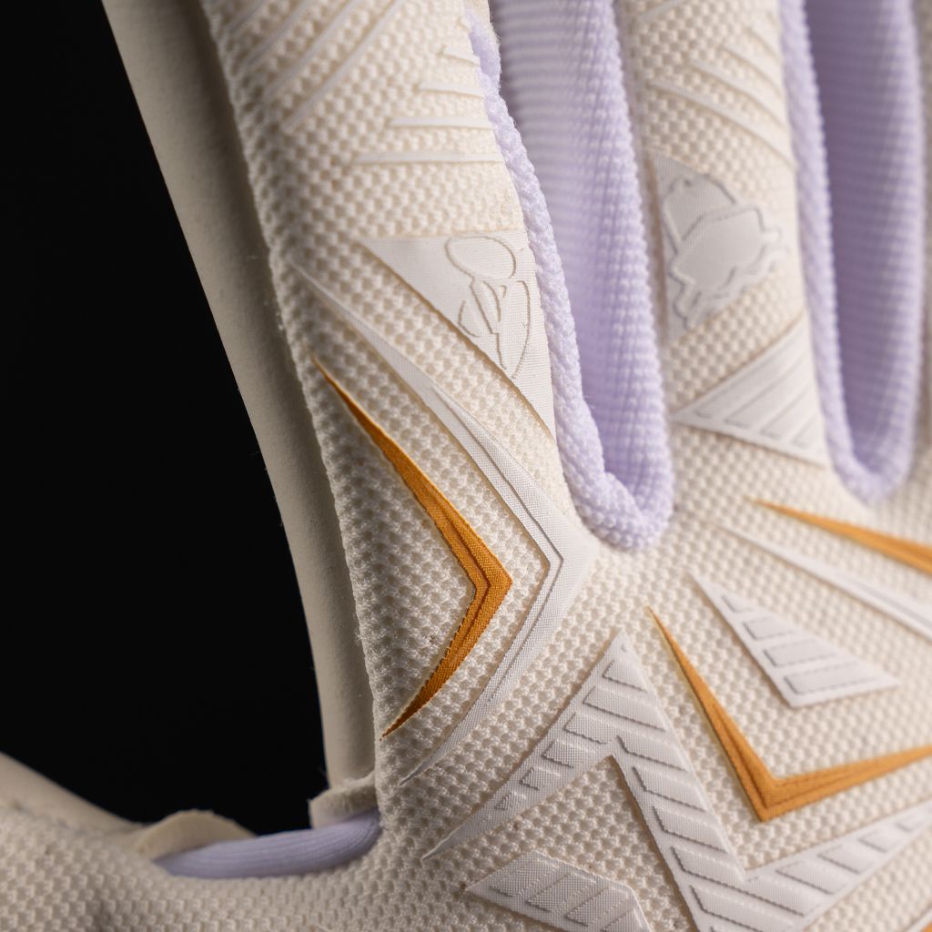 One Glove OG1 TYPE-R Gold David Raya - Image 14