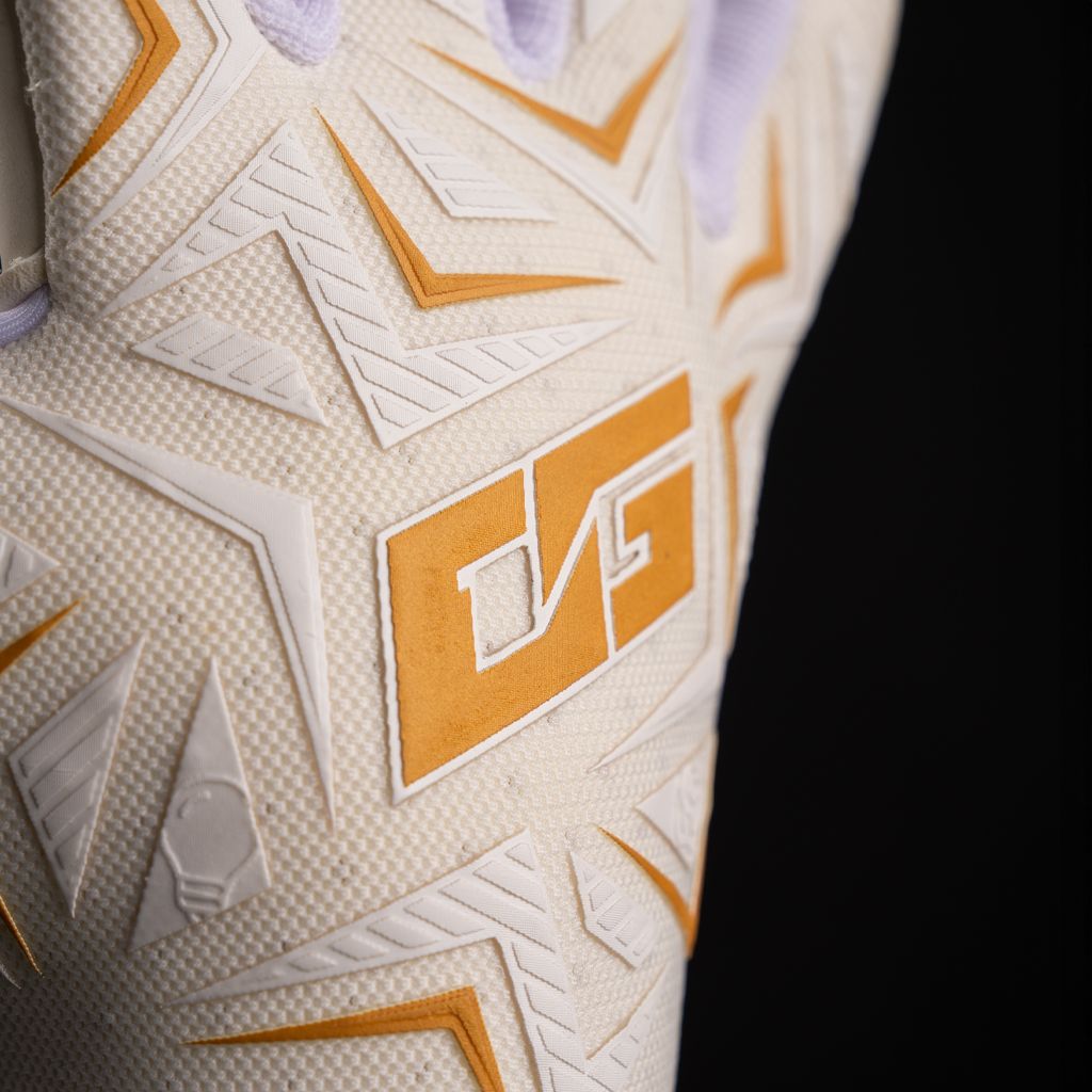 One Glove OG1 TYPE-R Gold David Raya - Image 13
