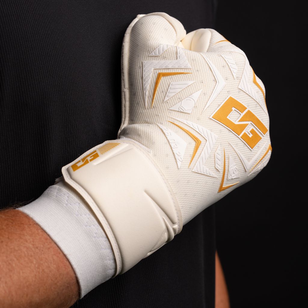 One Glove OG1 TYPE-R Gold David Raya - Image 15
