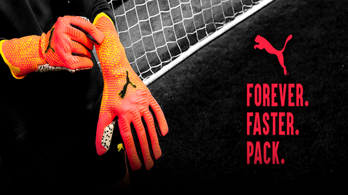 PUMA FOREVER FASTER PACK - GLOEDNIEUWE KEEPERHANDSCHOENEN EN VOETBALSCHOENEN