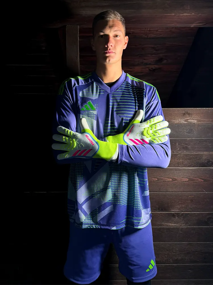 adidas Celestial Vic Predator