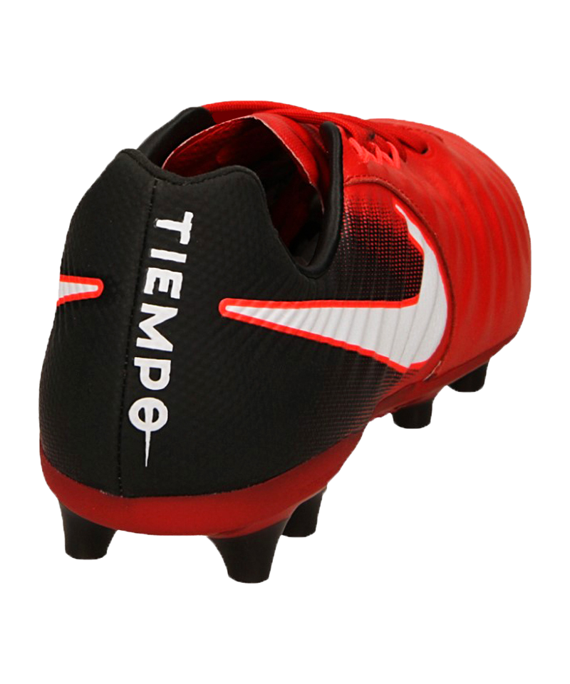 nike tiempo legacy iii