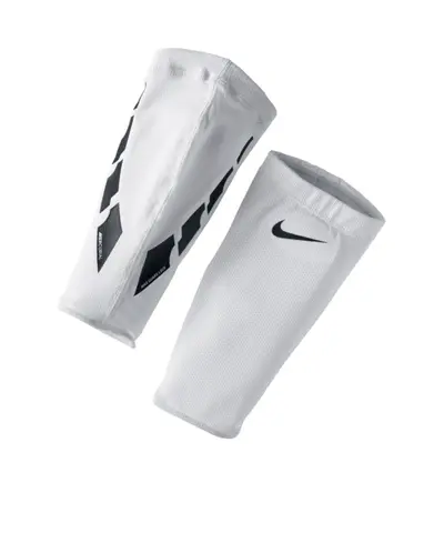 Nike Guard Lock Elite Sleeves