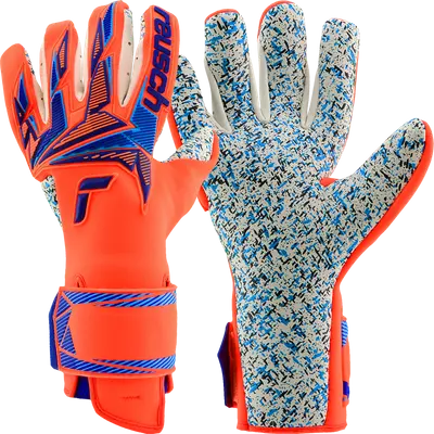 Reusch Attrakt Freegel Fusion World Cup