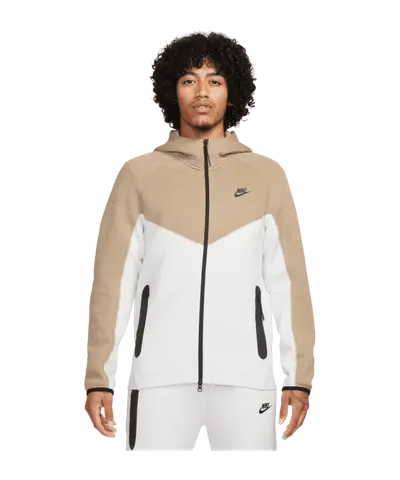 Nike Tech Windrunner Jacket