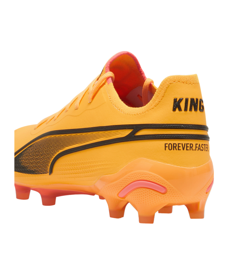 PUMA KING Ultimate FG/AG The Forever Faster - Black PUMA KING Ultimate FG/AG The Forever Faster - Black