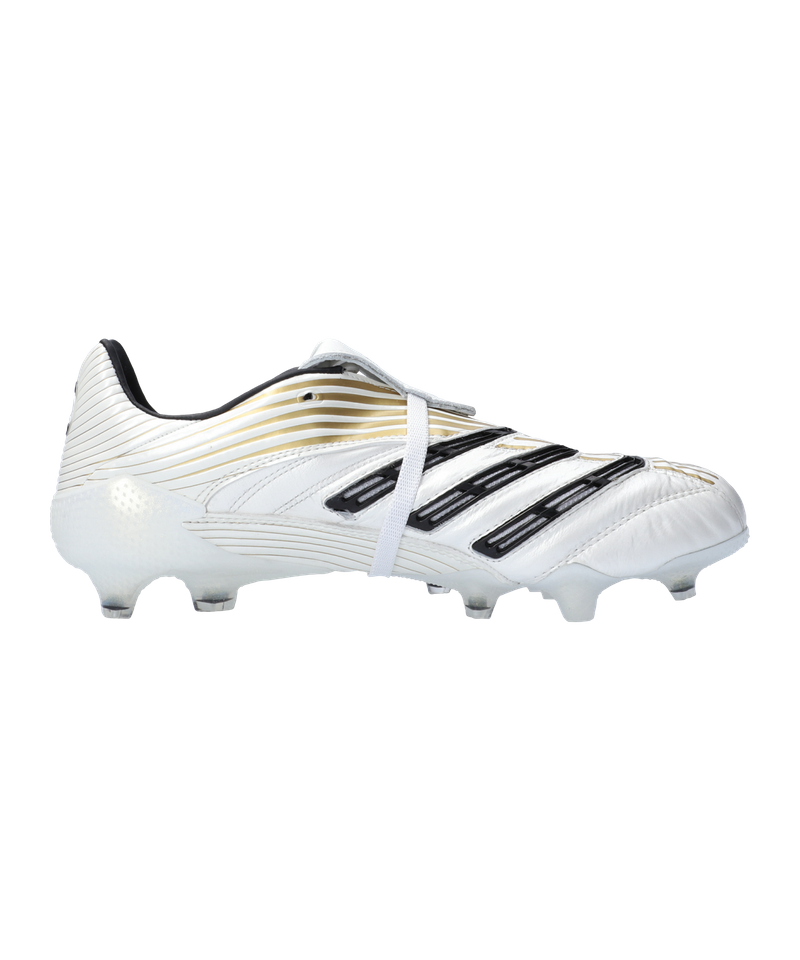 Adidas Predator Absolute FG Firm Ground in Gold - Size 8