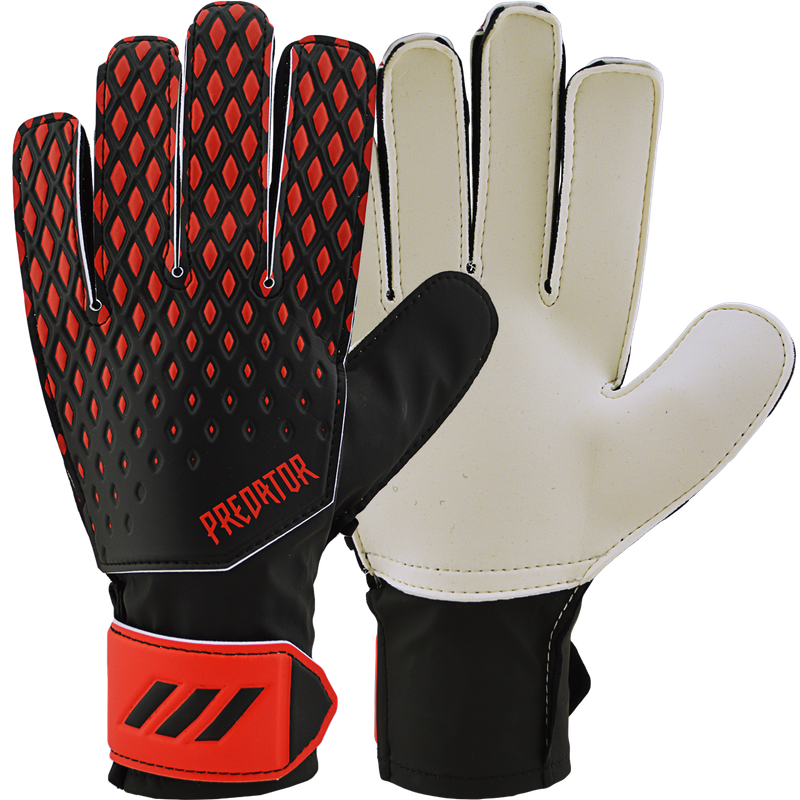 Fake store goalkeeper gloves