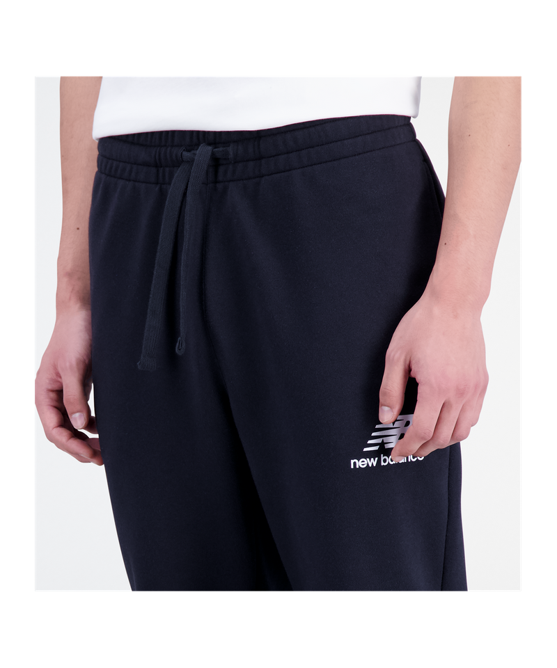 New Balance Essentials Logo Pants FBK Schwarz