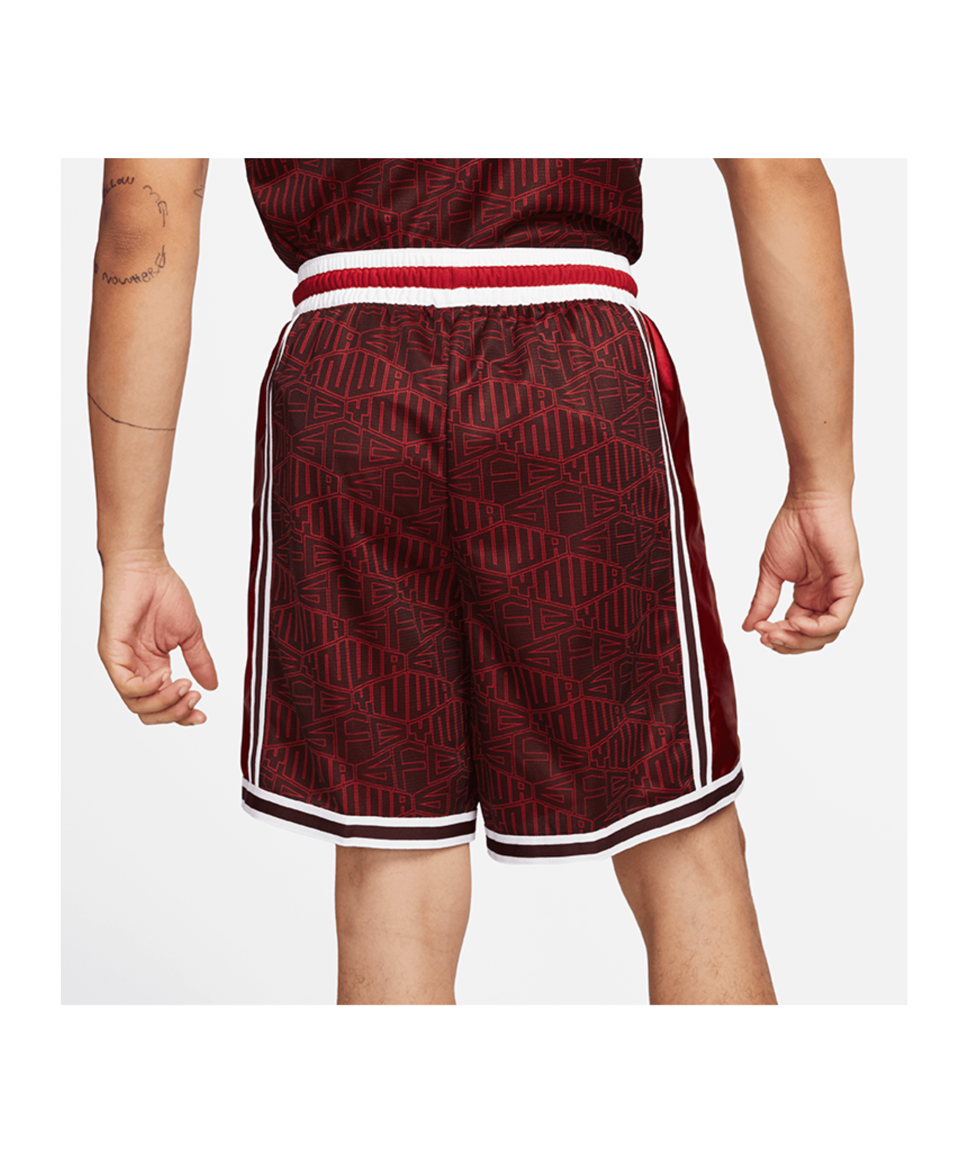 Nike FC Liverpool X LeBron James Short - Red