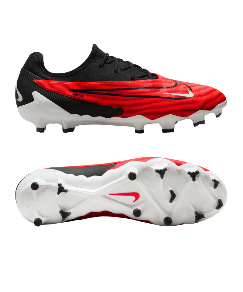 Nike Soccer phantom venom astro turf boots in red