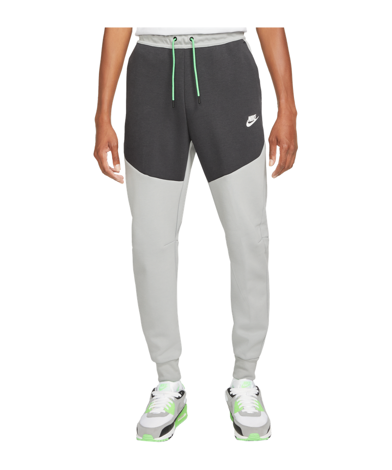 Nike Tech Fleece Pants - Gray
