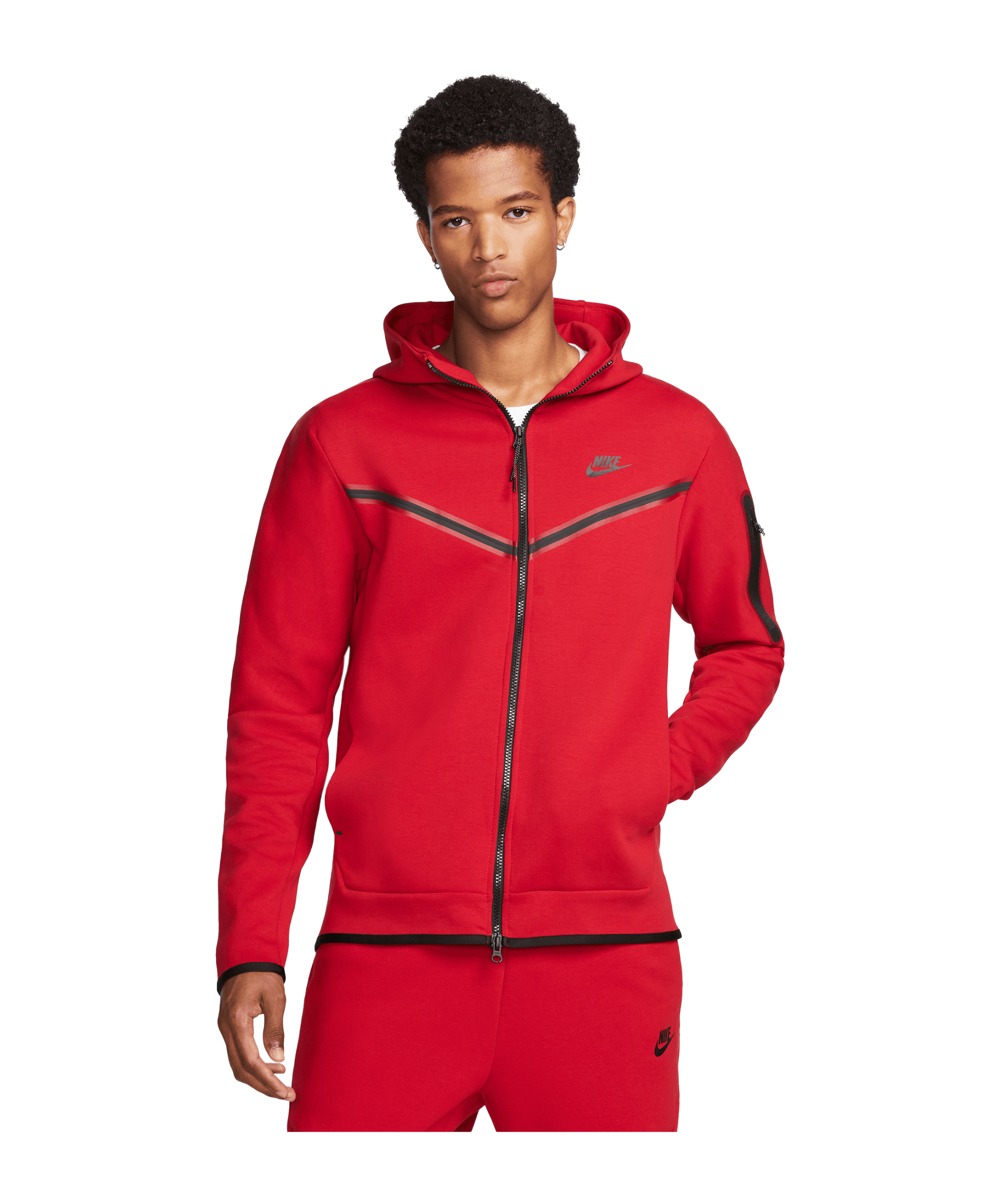 Whats the difference between the new and old red tech fleece? : r/Nike