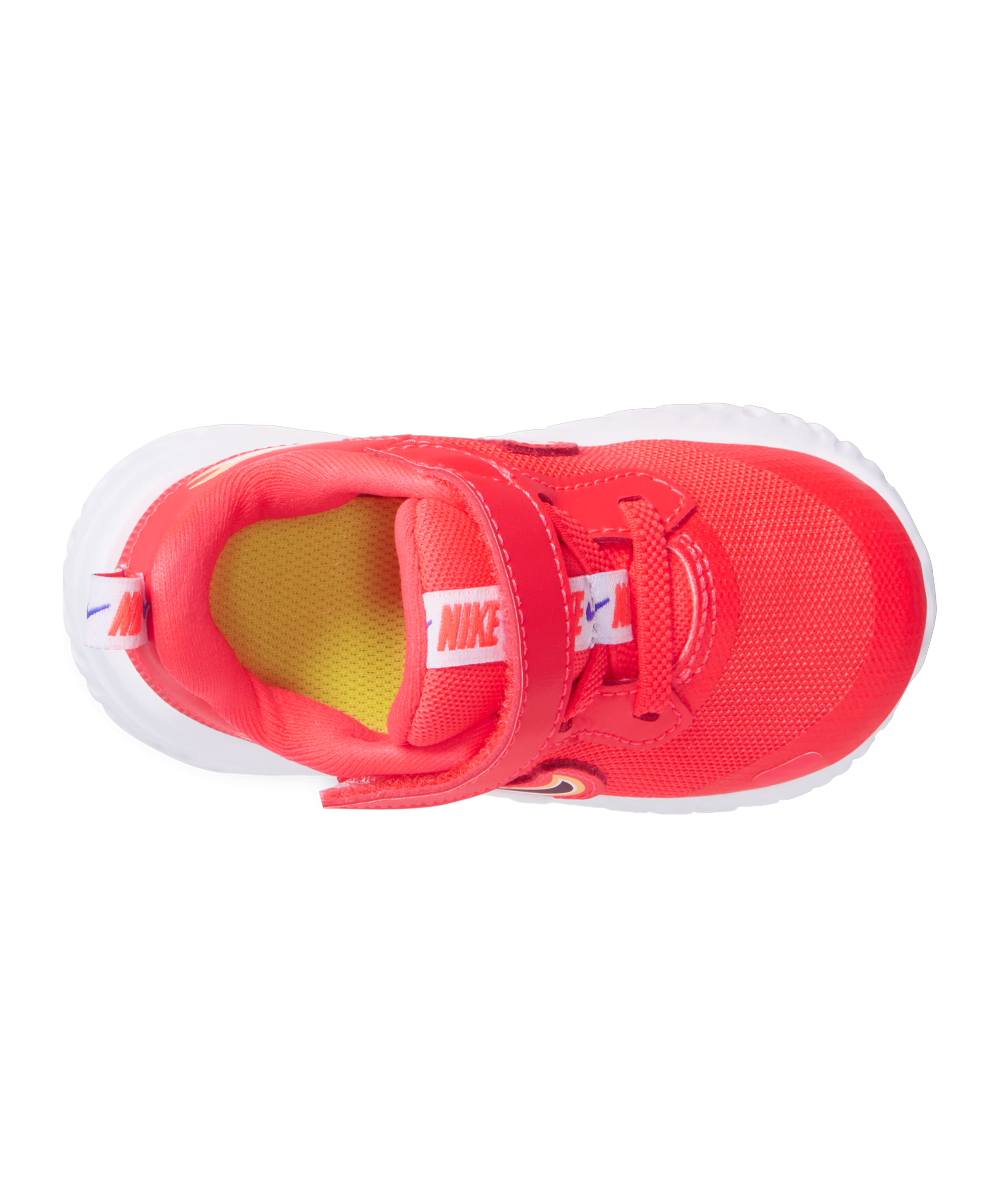 nike revolution 5 fire