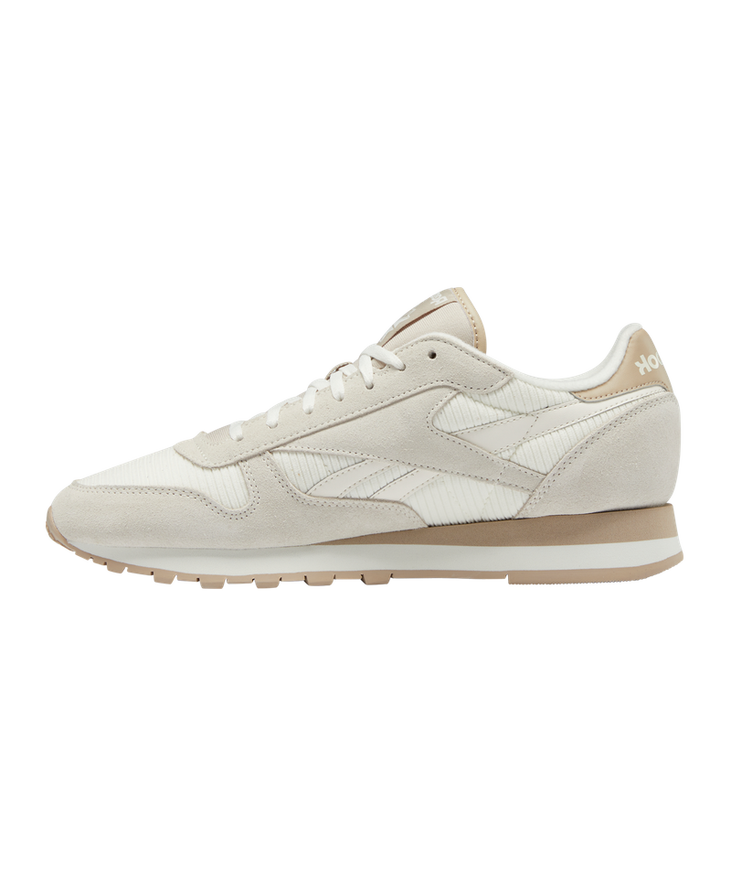 Reebok classic deals beige