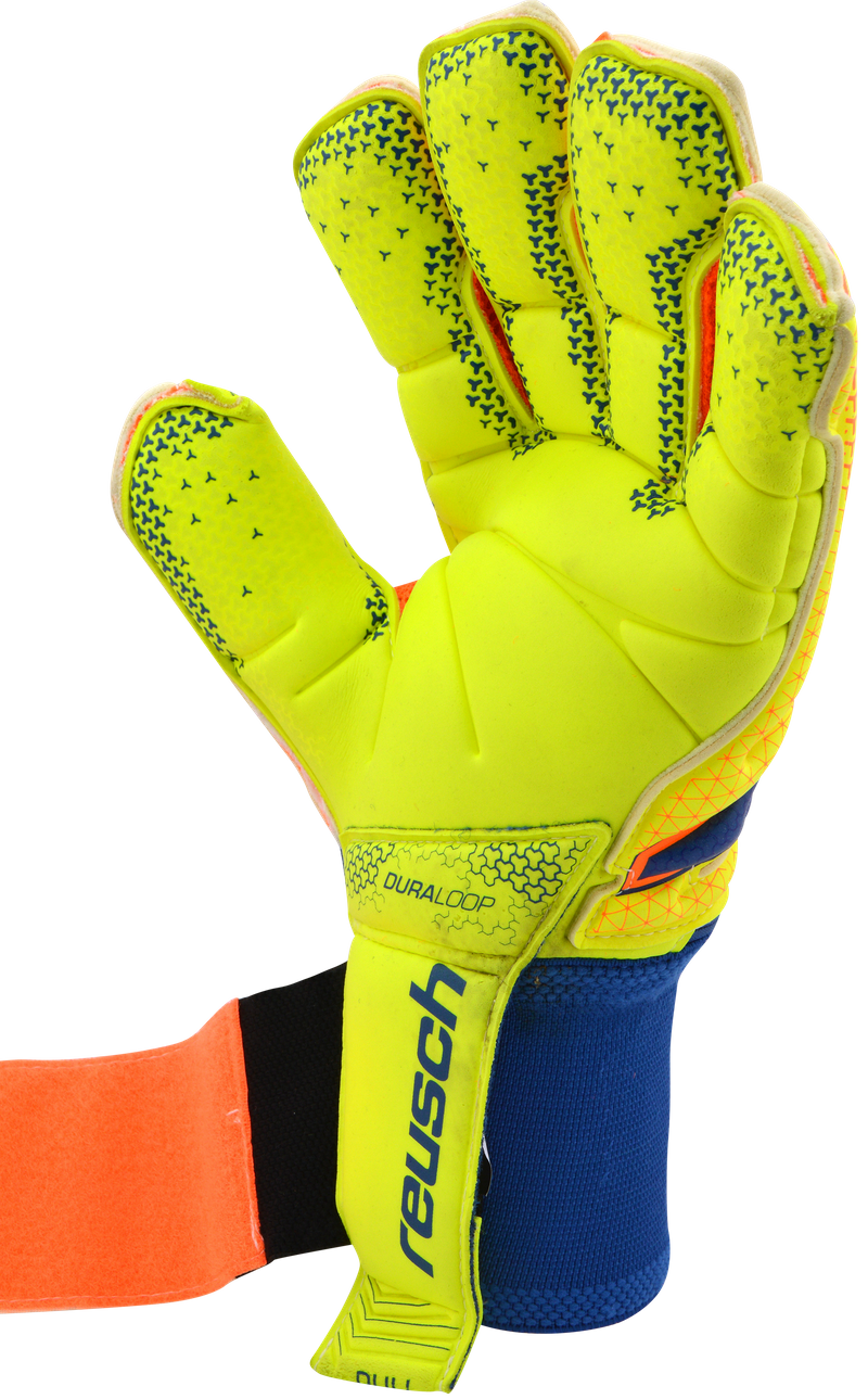 Reusch serathor rough store ground